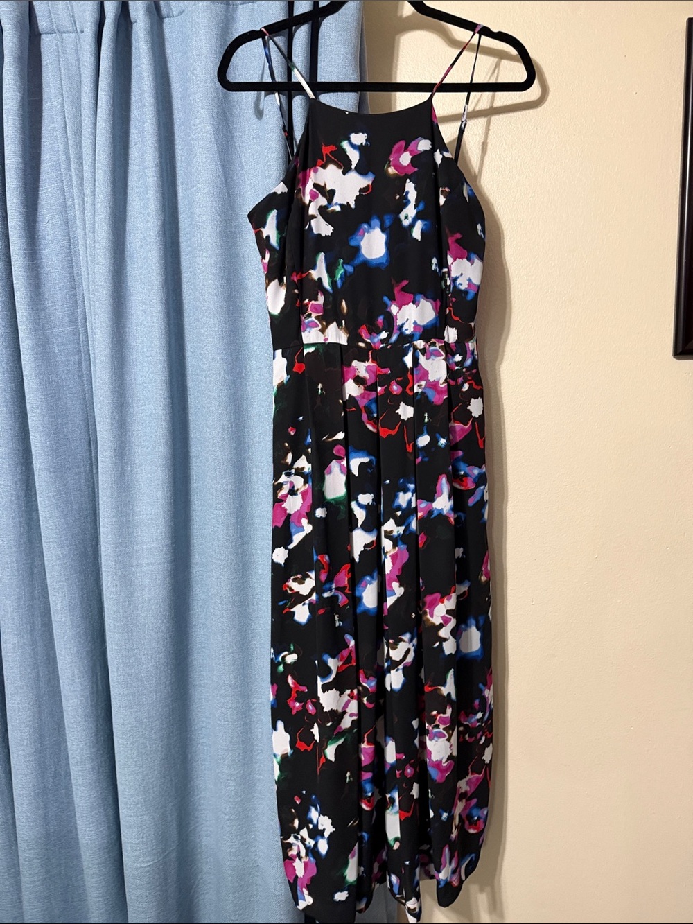 Black Floral-Print Spaghetti Strap Midi Romper with pockets